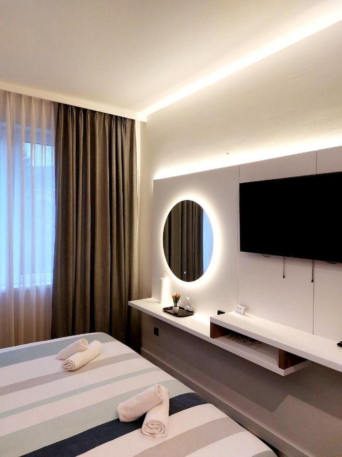 Swiss Plus Hotel Bihac Bagian luar foto
