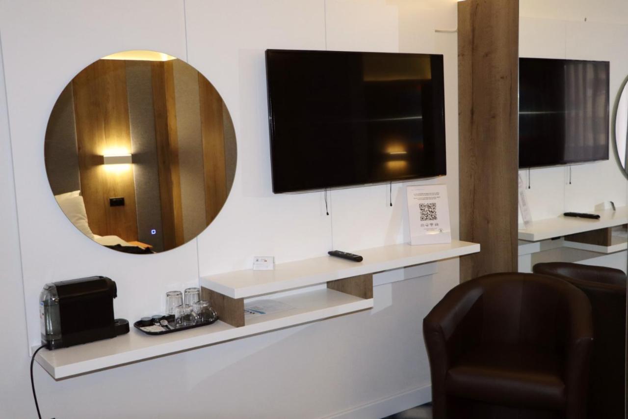 Swiss Plus Hotel Bihac Bagian luar foto
