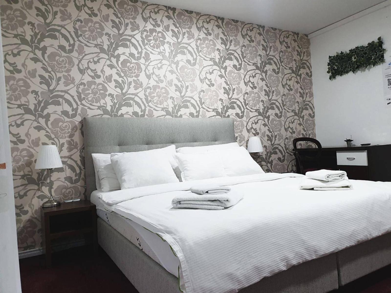 Swiss Plus Hotel Bihac Bagian luar foto
